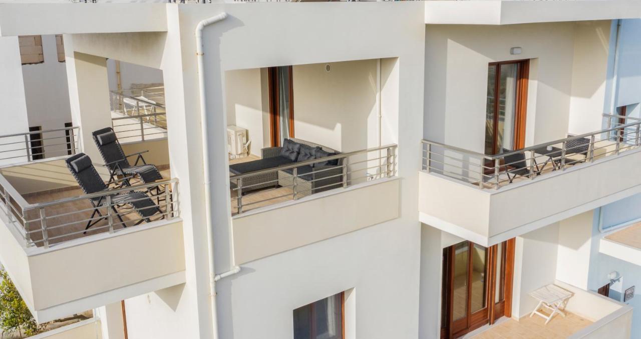 Ammos Apartment - Brand New, Stylish, By The Beach 키사모스 외부 사진